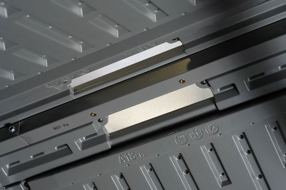 Садовий будиночок для інструментів CoverTech CT095 378&times;250 см &mdash; просторе господарське приміщення для зберігання